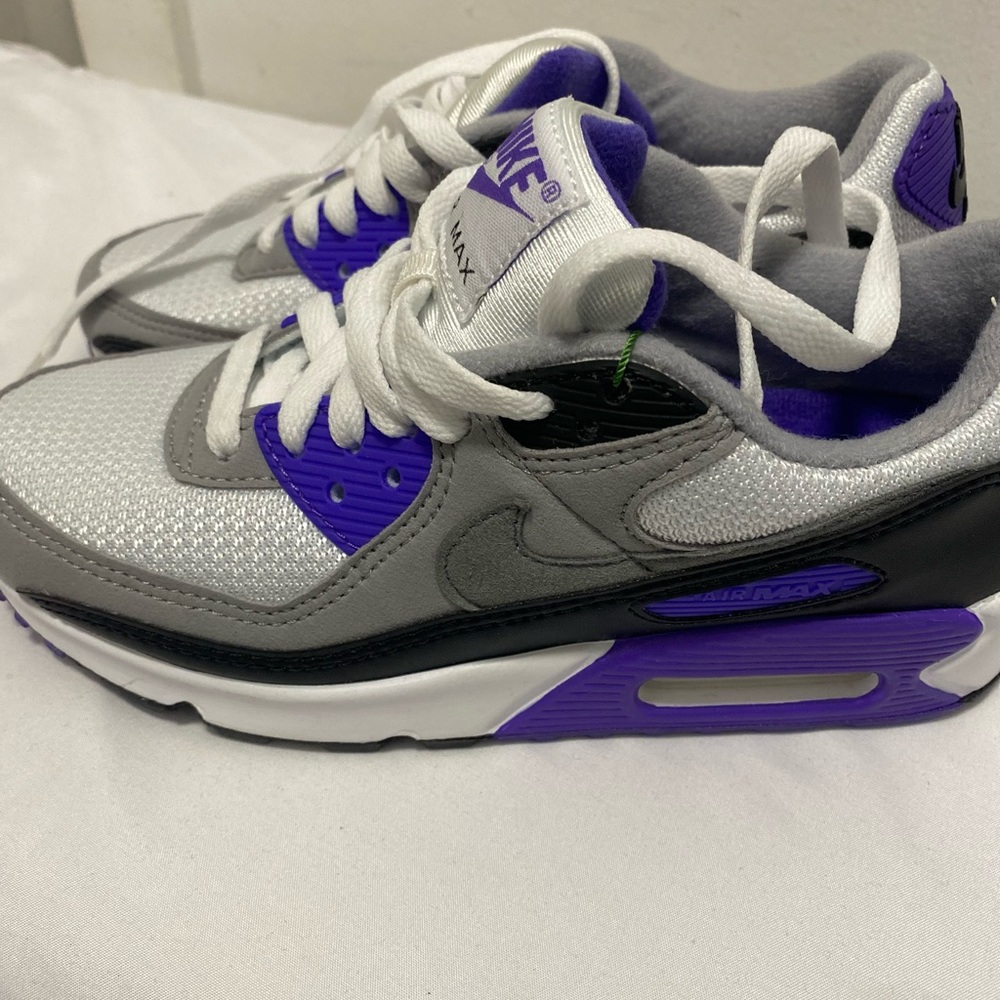 Women’s Nike air Max 90 Recraft Hyper Grape